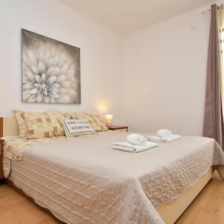 Silvija-1 By Interhome * Vir