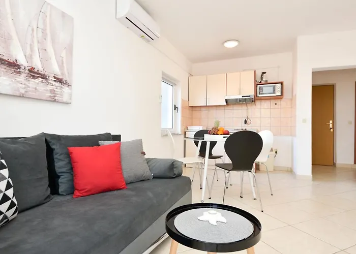 Appartement Silvija-1 By Interhome *