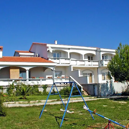 Silvija-1 By Interhome * ויר